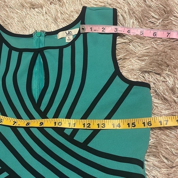 YA Los Angeles Bodycon Sleeveless Green Dress Size Large - Picture 6 of 10